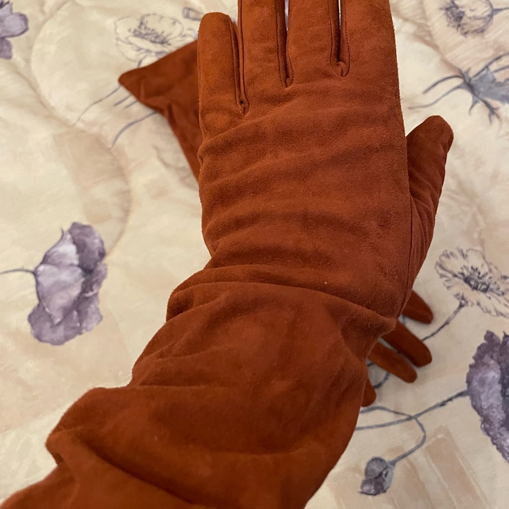 Rust Suede Gloves